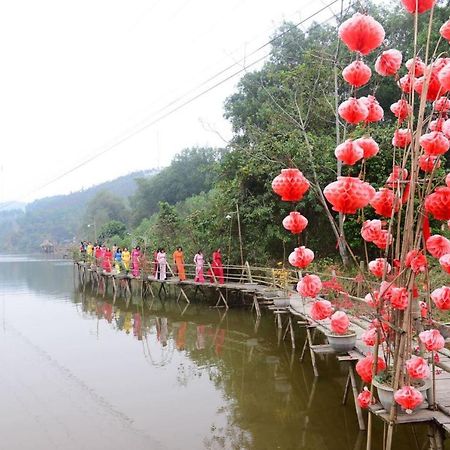 Nam Phong Hotel Ham Yen Tuyen Quang Exterior foto