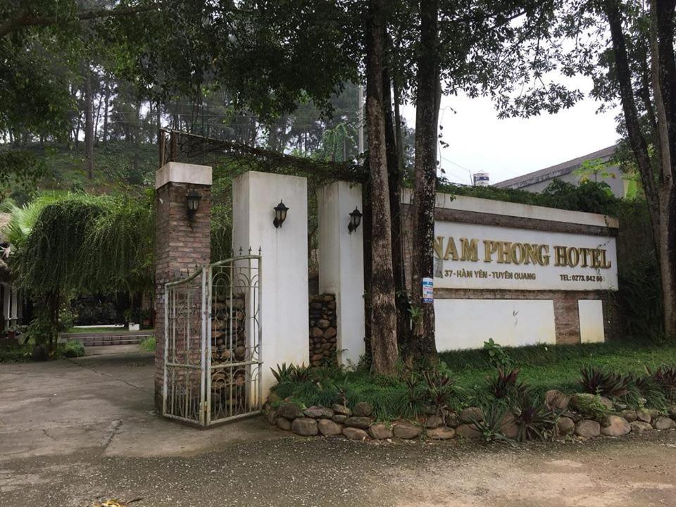 Nam Phong Hotel Ham Yen Tuyen Quang Exterior foto